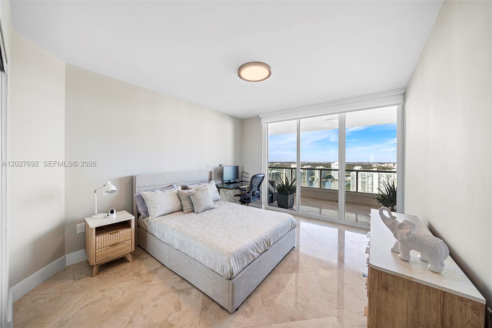 THE PENINSULA CONDO - Residential