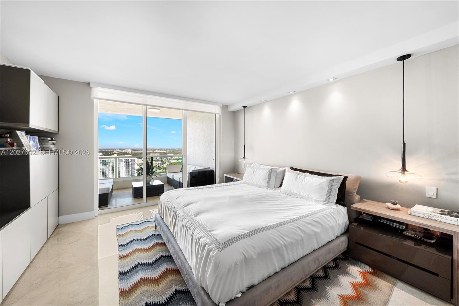 THE PENINSULA CONDO - Residential