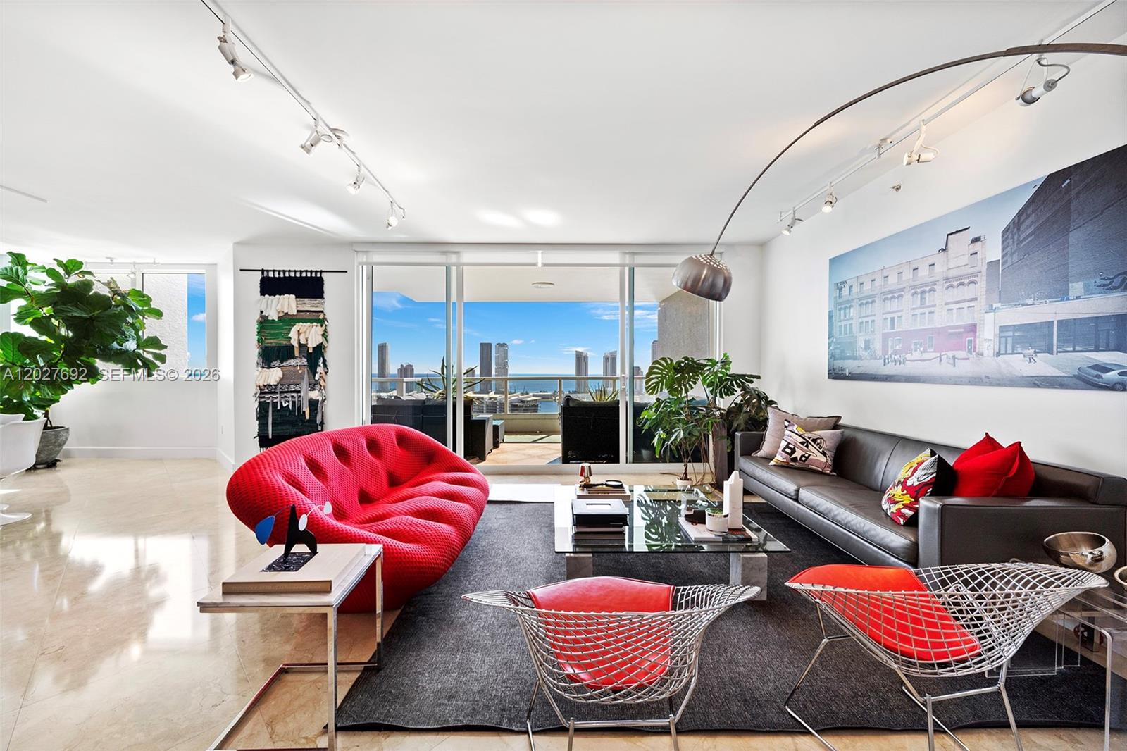 THE PENINSULA CONDO - Residential