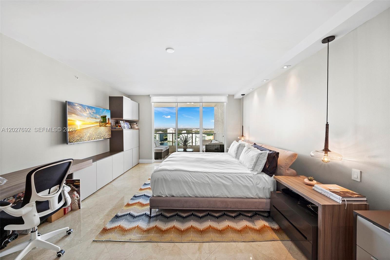 THE PENINSULA CONDO - Residential
