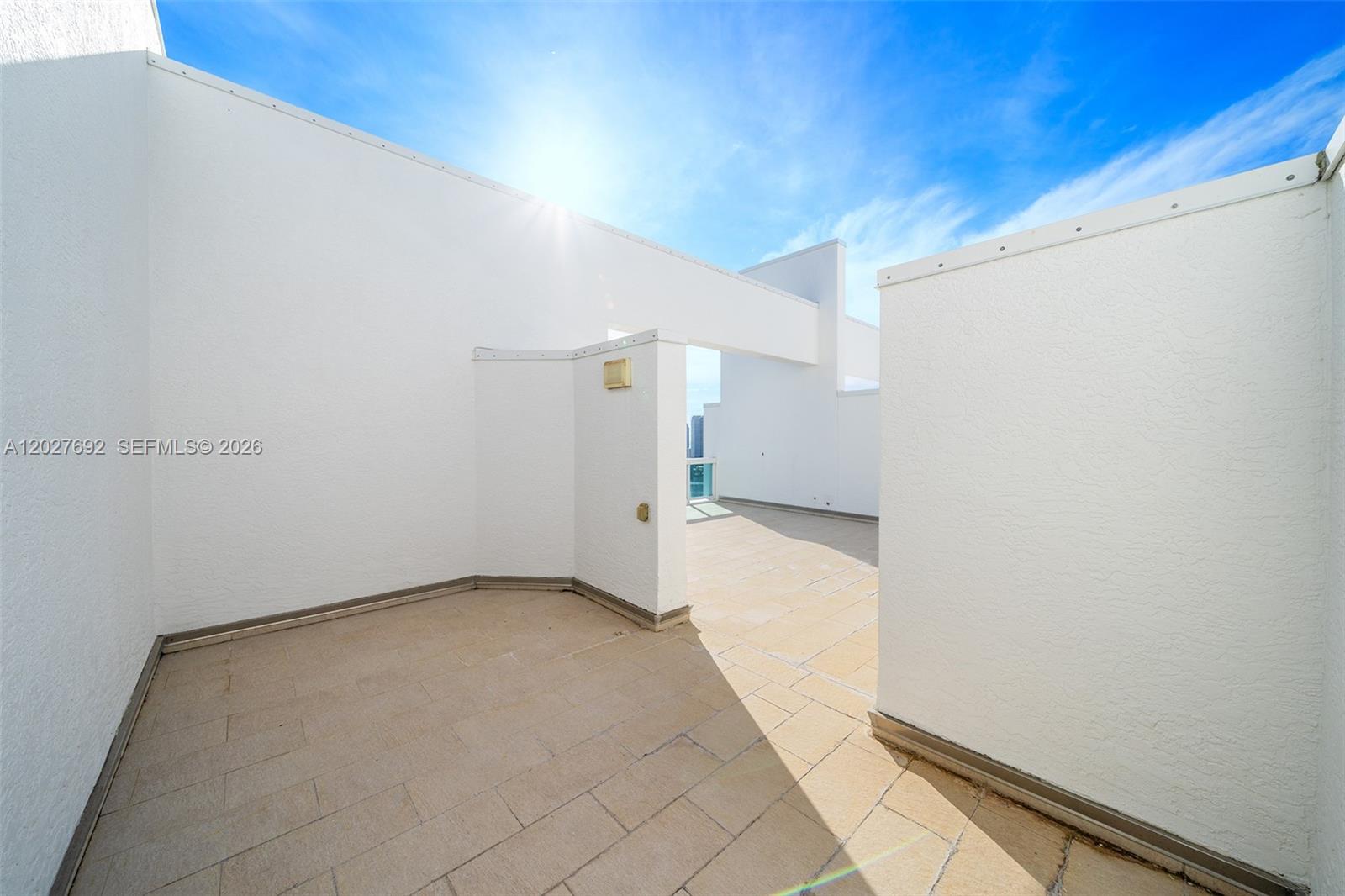 THE PENINSULA CONDO - Residential