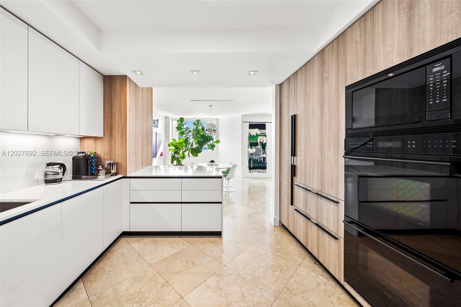 THE PENINSULA CONDO - Residential