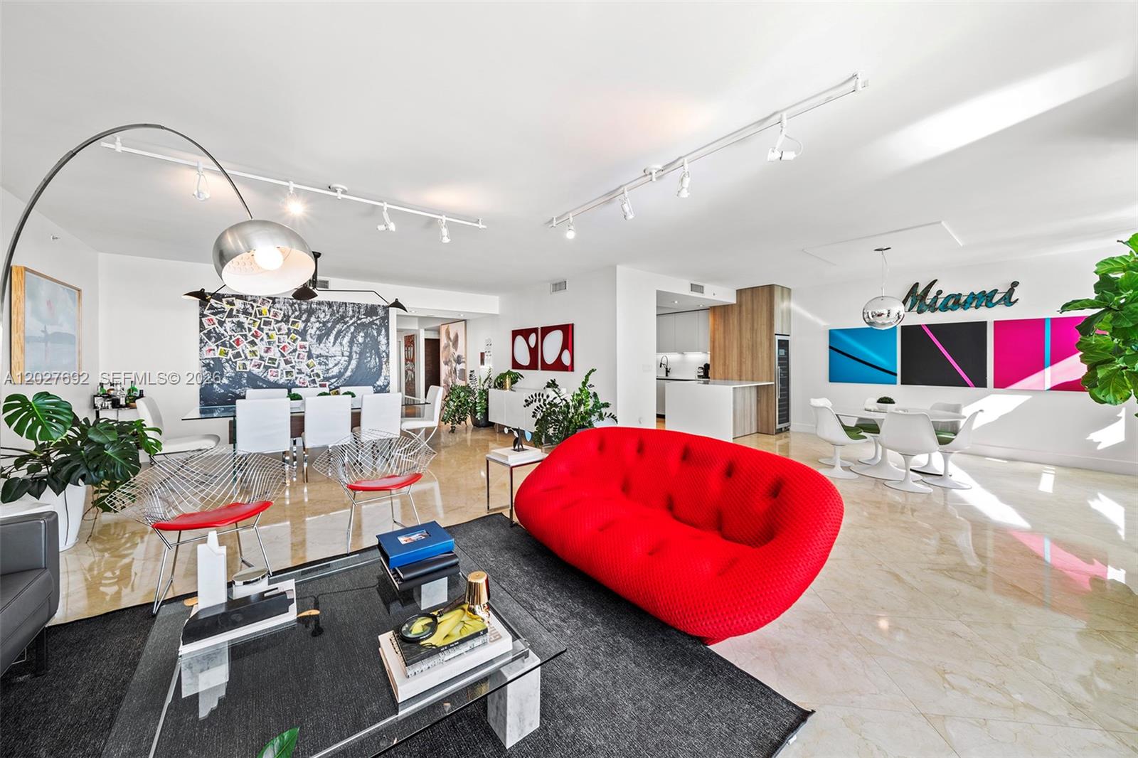THE PENINSULA CONDO - Residential