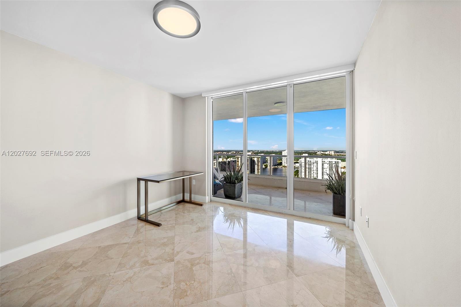THE PENINSULA CONDO - Residential