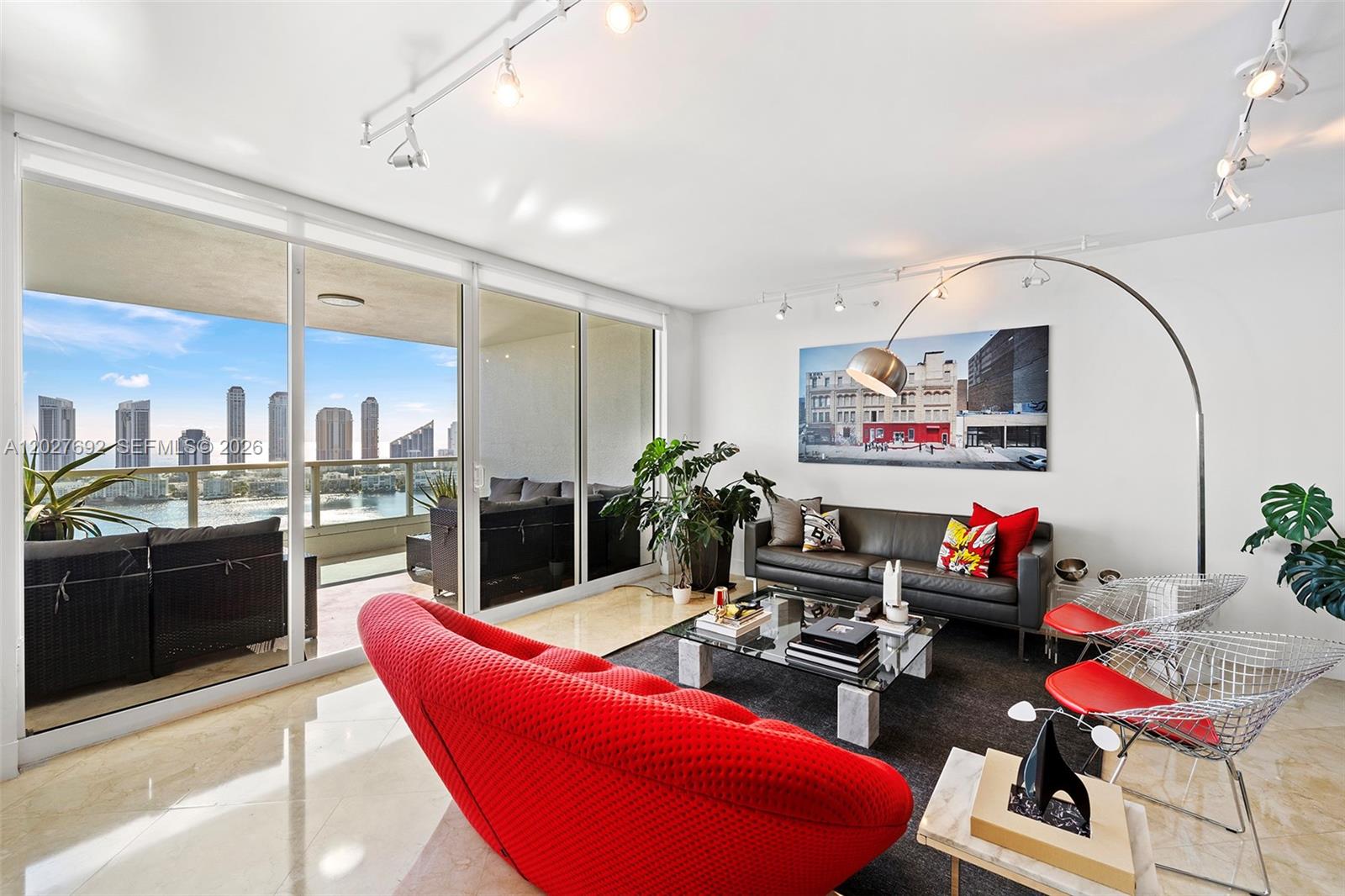 THE PENINSULA CONDO - Residential