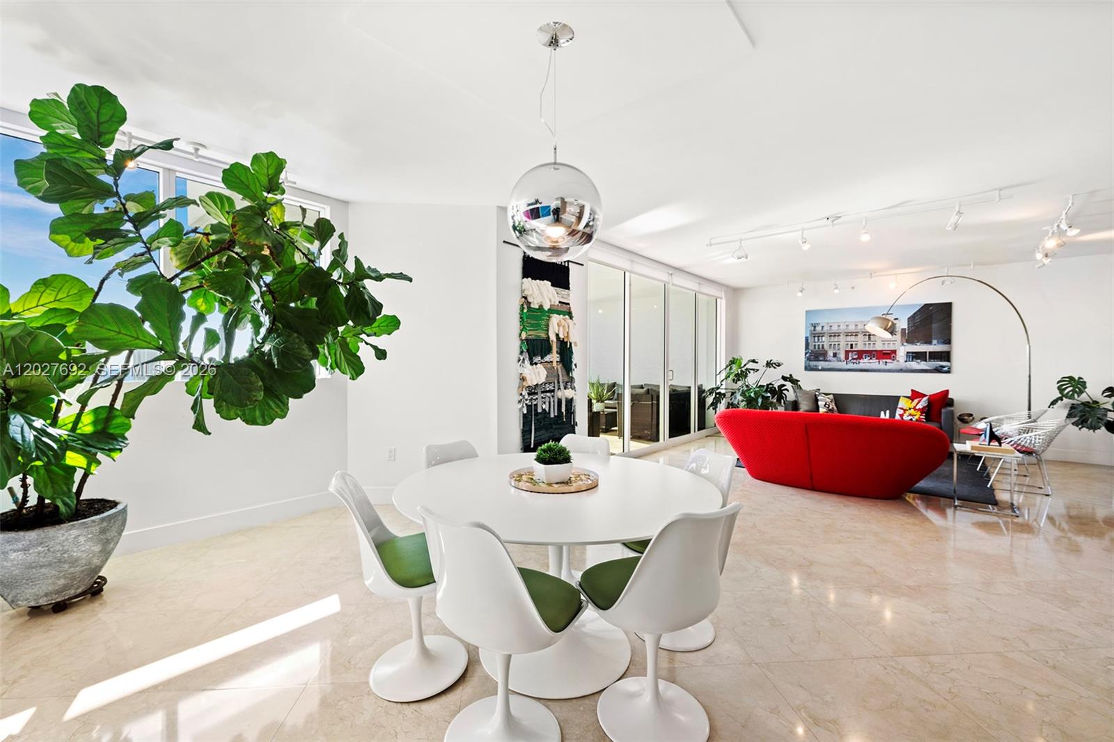 THE PENINSULA CONDO - Residential