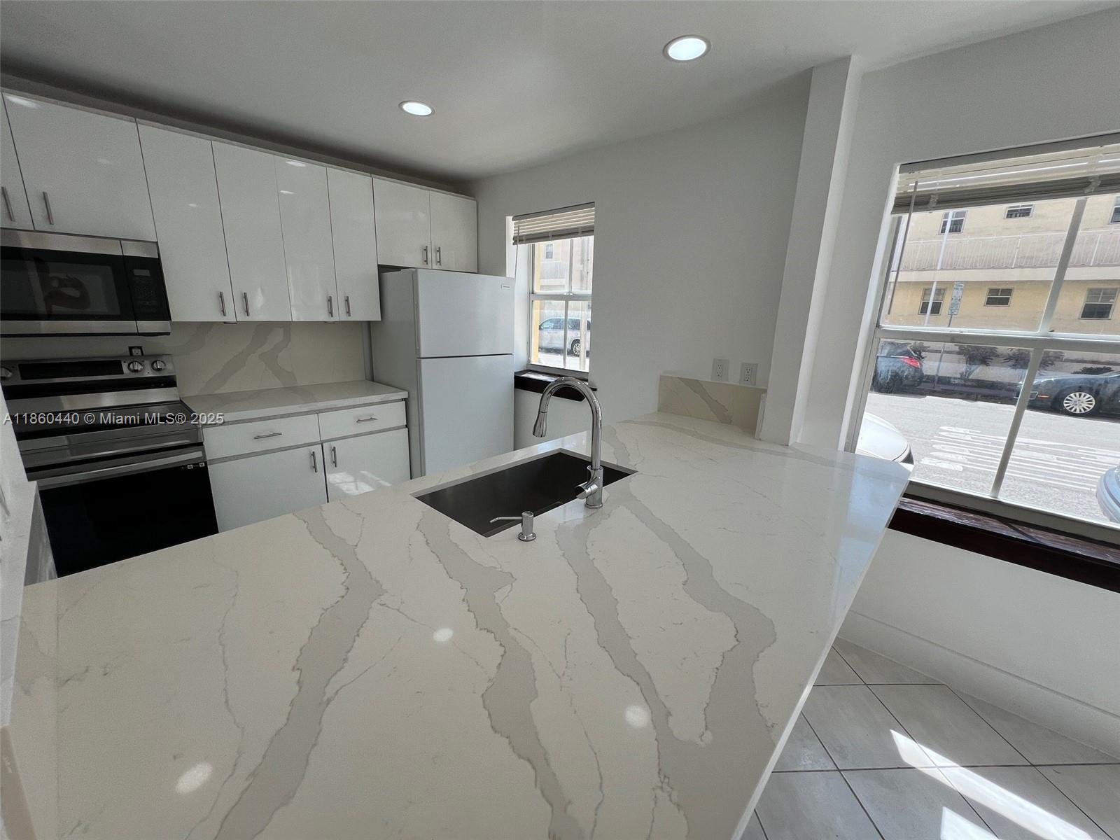 THE HABANA CONDO - Residential