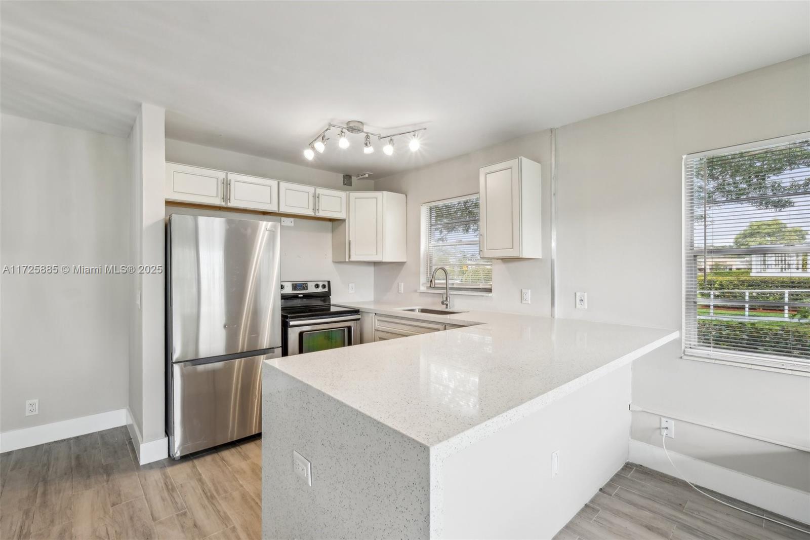 77 Westbury D 77, Deerfield Beach, Broward County, Florida - 1 Bedrooms  
2 Bathrooms - 