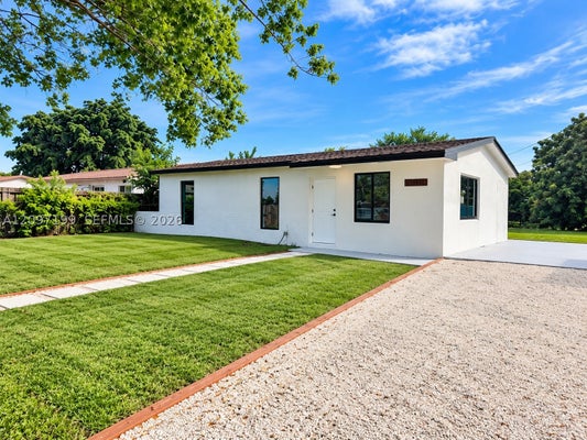 10880 SW 222ND DR, MIAMI, FL 33170 - Image cdf62b1e55dc0f2cfdece7e5e2c76005/4269971419