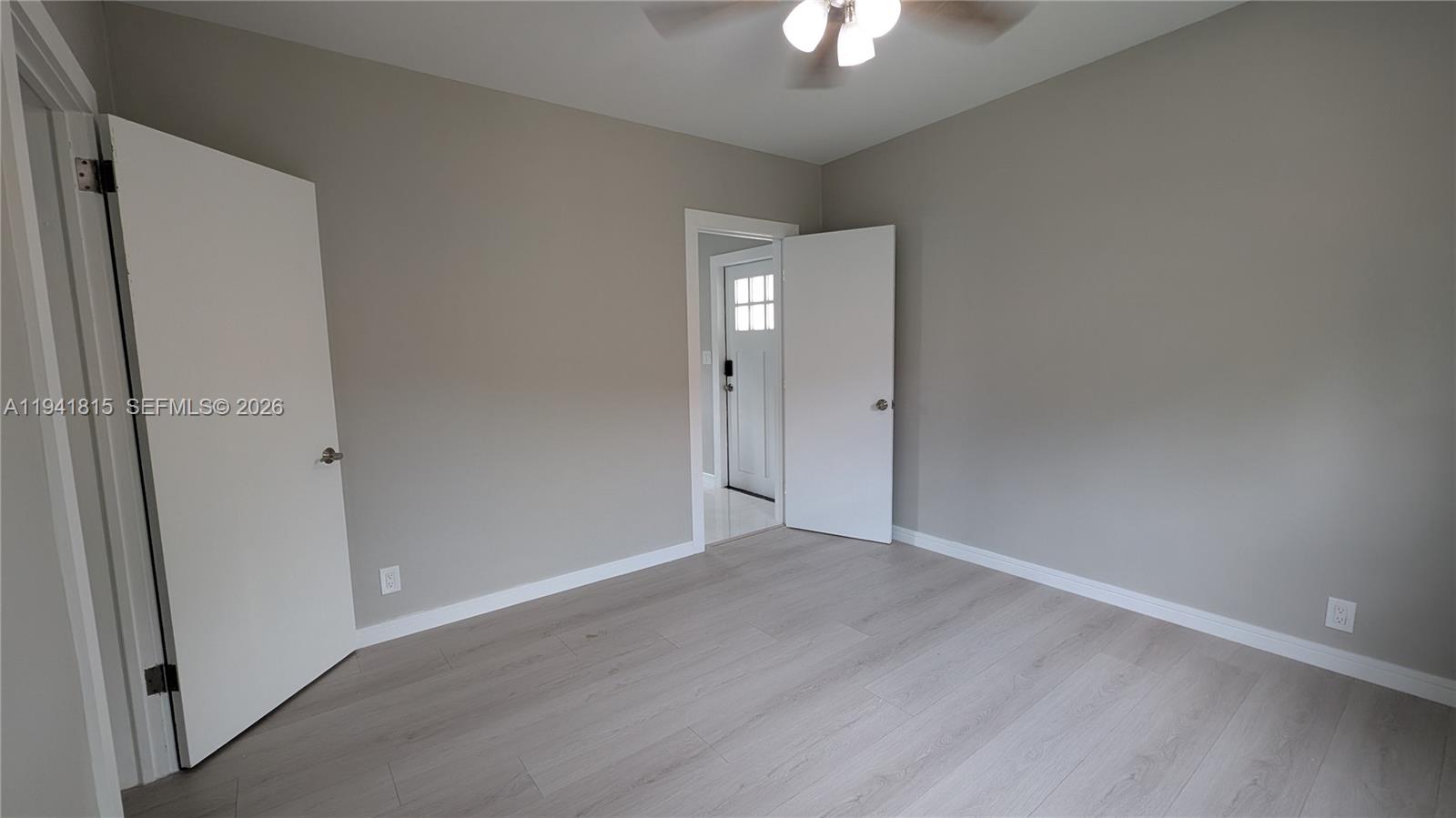 HOLLYWOOD - Residential