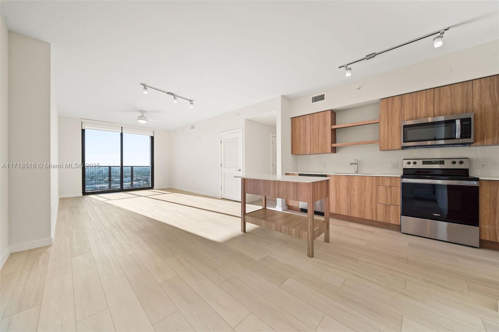 Rental Property at 555 Ne 8th St 1308, Fort Lauderdale, Broward County, Florida - Bedrooms: 3 
Bathrooms: 2  - $4,066 MO.