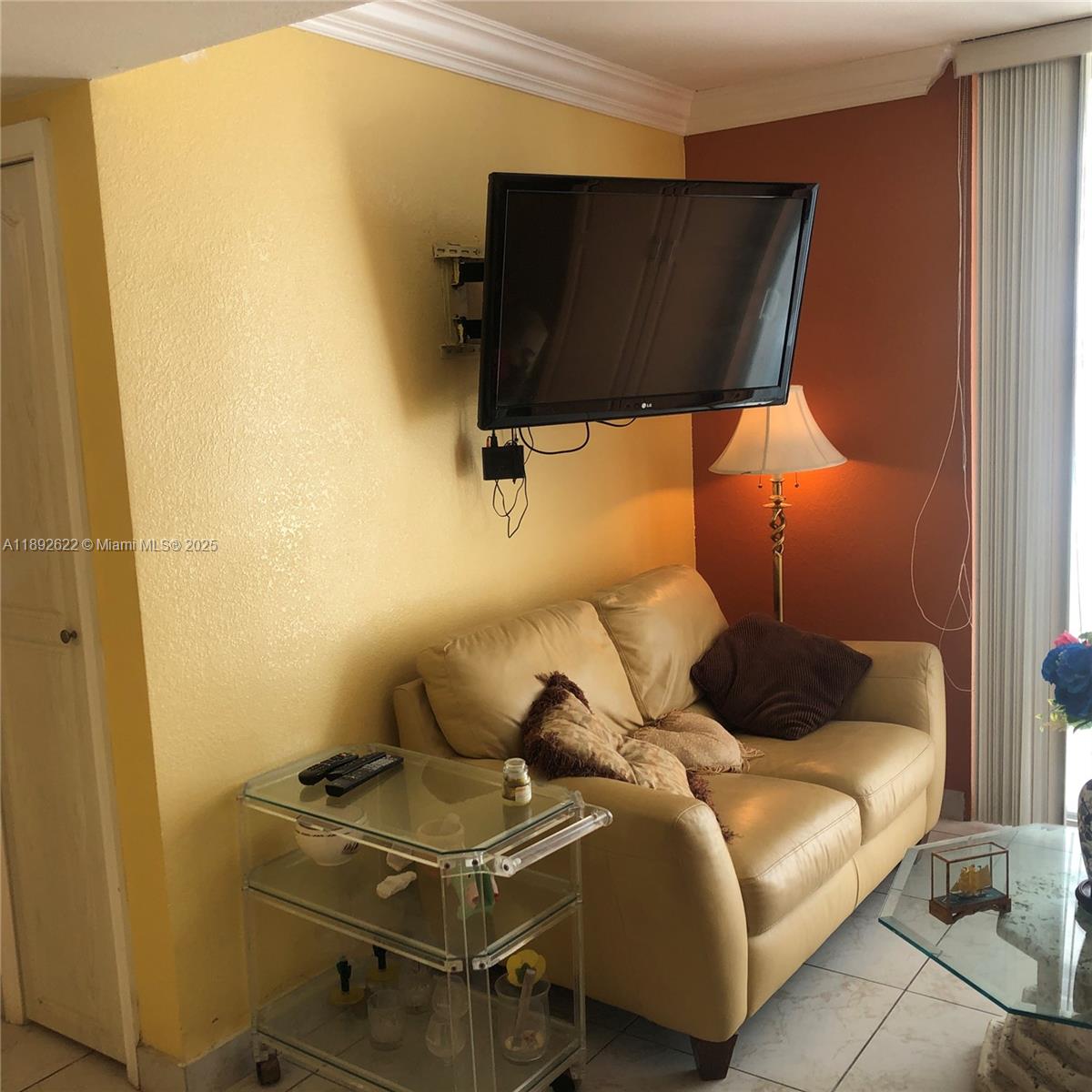 PORT ROYALE CONDO - Residential Lease