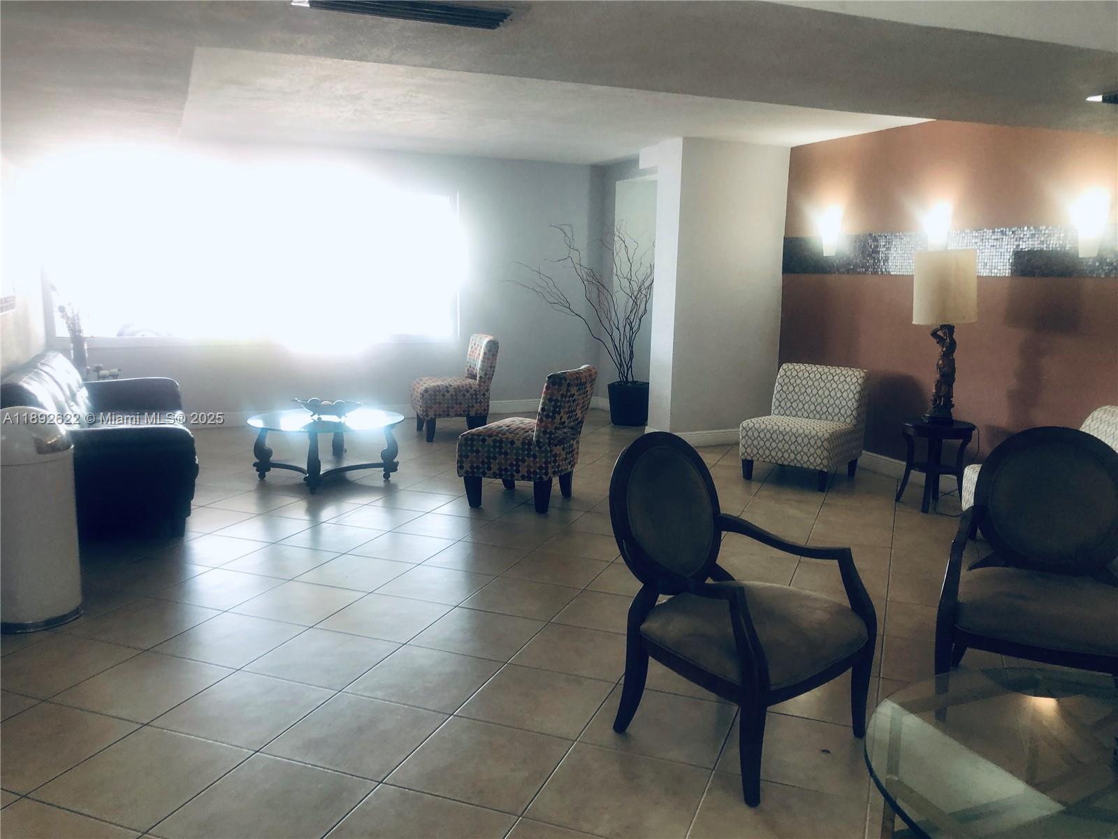 PORT ROYALE CONDO - Residential Lease
