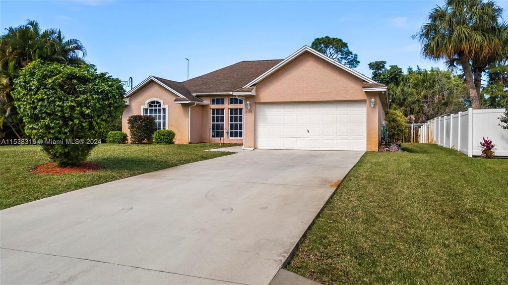 Photo of 2086 SW Villanova Rd, Port Saint Lucie, FL 34953 (MLS # A11538316)