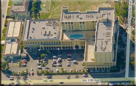 DOUGLAS GRAND CONDO - Residential Lease