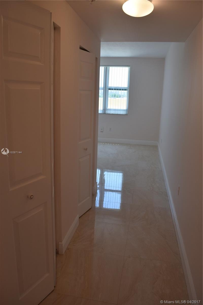 DOUGLAS GRAND CONDO - Residential Lease