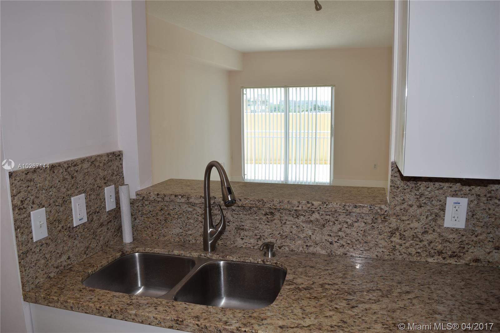 DOUGLAS GRAND CONDO - Residential Lease