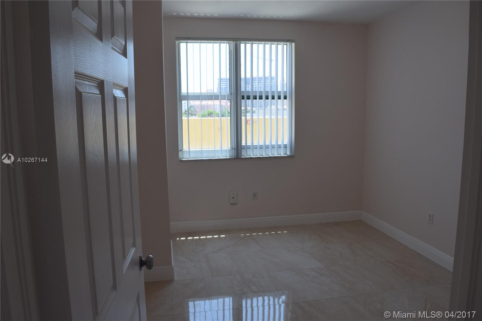 DOUGLAS GRAND CONDO - Residential Lease