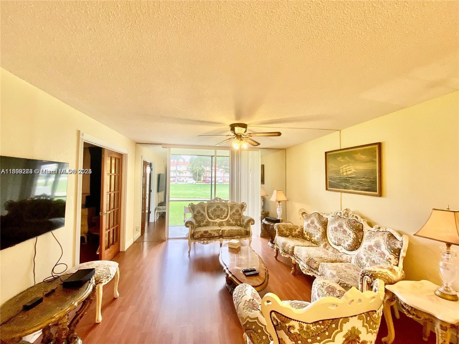 HOLLYBROOK GOLF&TENNIS - Residential Lease