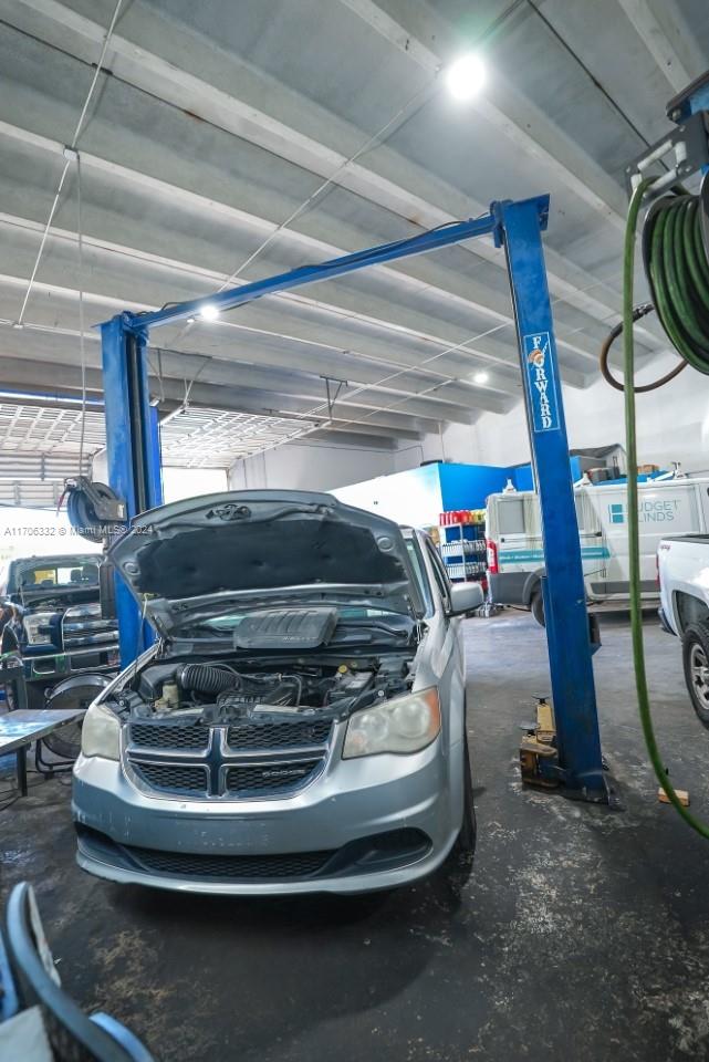 well established for over 20 year auto repair shop for automobiles and trucks, fully equipped with 6 expert mechanics, two offices very functional, everything is included in the sale of the business; corp, clients, tools, equipment, fixtures supplies, etc. Financial information will be provided by owners when requested. 2024 sales will report close to $2 milllions with a good net income for the period.
Must see it to value the business.