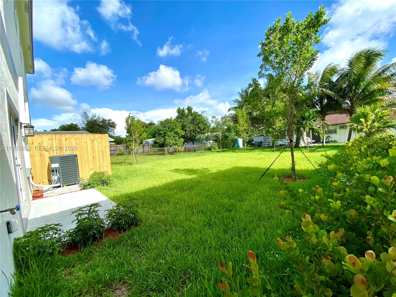 HOLLYWOOD BEACH GARDENS - Residential Lease