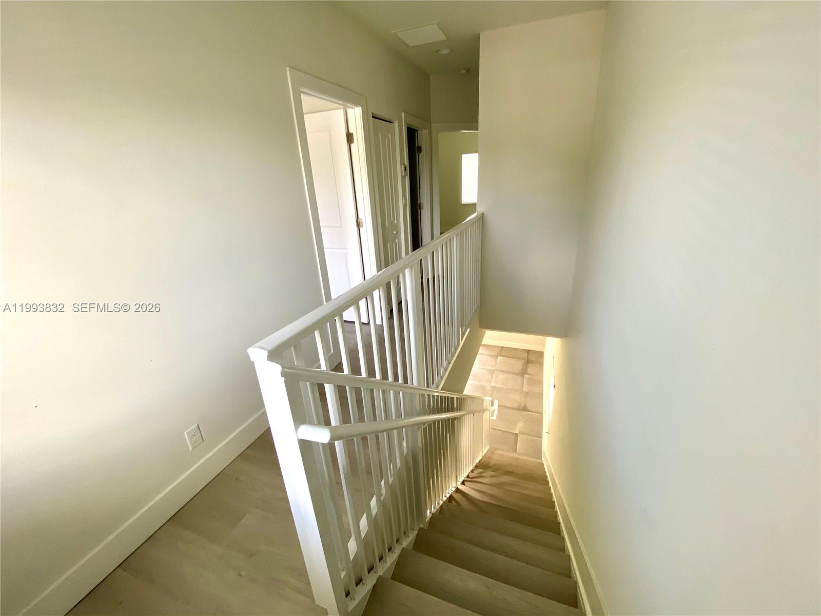 HOLLYWOOD BEACH GARDENS - Residential Lease