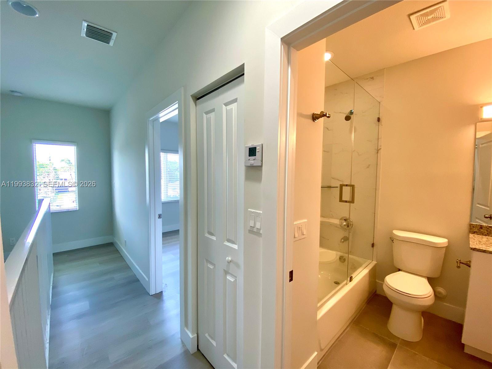 HOLLYWOOD BEACH GARDENS - Residential Lease