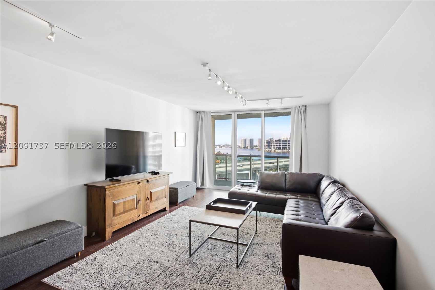 19380 Collins Ave 1219
