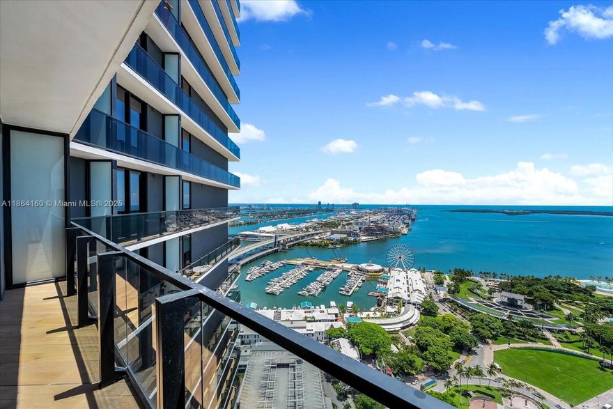 Experience luxury & income potential at The Elser Hotel & Residences in Downtown Miami. This 1BD/2BA offers stunning bay views & access to resort-style amenities: rooftop pool with restaurant & bar, hot tub, business center & 2-story fitness center. ViceVersa, the award-winning lobby bar & restaurant, adds to the lifestyle. Steps from Kaseya Center, Port of Miami & the city’s best dining, arts & nightlife. Downtown Miami is undergoing a $15B+ transformation, set to become the city’s new epicenter. Approved for daily rentals with flexible management, ideal for investors or as a pied-à-terre.