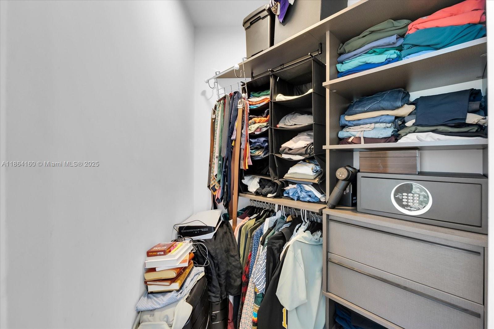 MAP OF MIAMI DADE CO. FL. - Residential