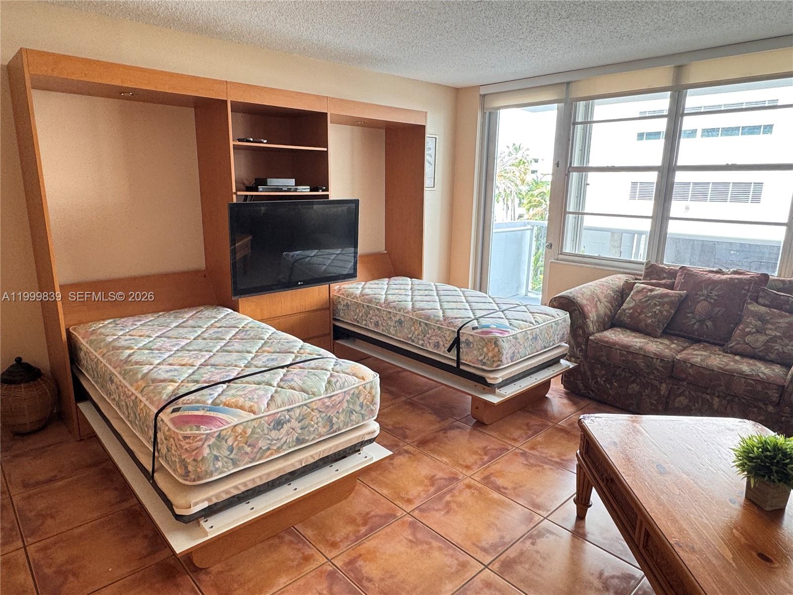 SEA AIR TOWERS CONDO - Residential Lease