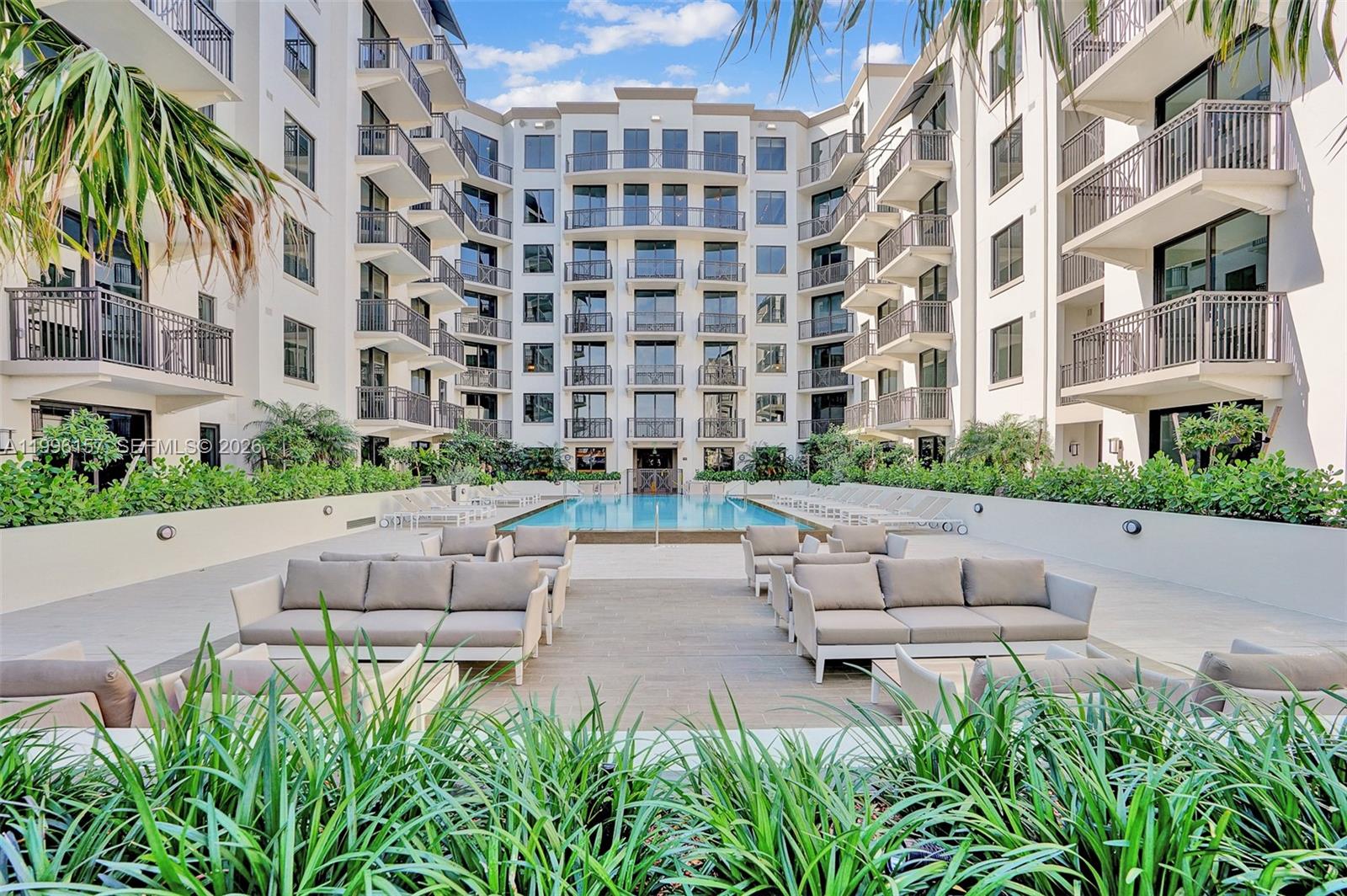 MERRICK MANOR - Residential Lease