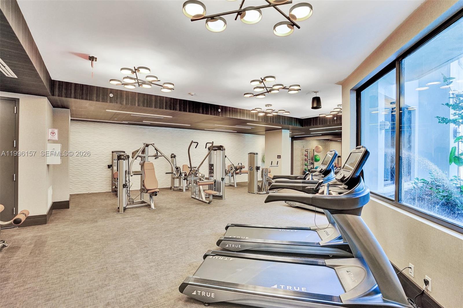 MERRICK MANOR - Residential Lease