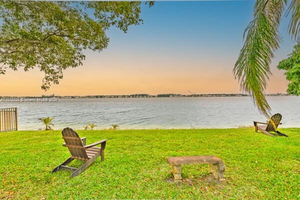 SUNSET FALLS PLAT 1 - Residential