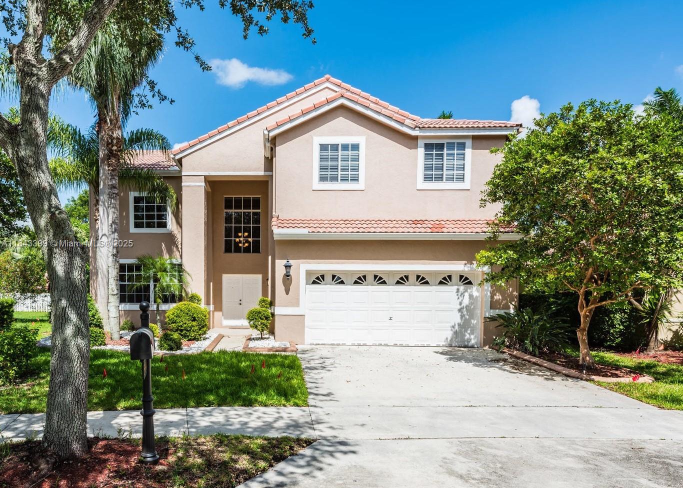 Spacious 5BD/3.5BA home on cul de sac in desirable North Lakes, Weston. Features include new A/C, new roof (2025), stainless steel kitchen appliances, fresh interior paint, new baseboards, new upstairs flooring, and lush new sod. Enjoy a huge backyard perfect for BBQs or play. Open layout offers high-ceiling foyer, formal living and dining rooms, large family room, stainless steel kitchen with breakfast area, and oversized laundry. All bedrooms upstairs with 3 full baths (1 en-suite), plus half bath downstairs. Generous under-stair storage. 2,842 total sqft. Guard gated neighborhood with pool & play area. Zoned for A-rated Weston schools. West-facing lot provides sunrise in the back and sunset in front. Community pool, pet-friendly, and close to shopping, Town Center & highway access.
