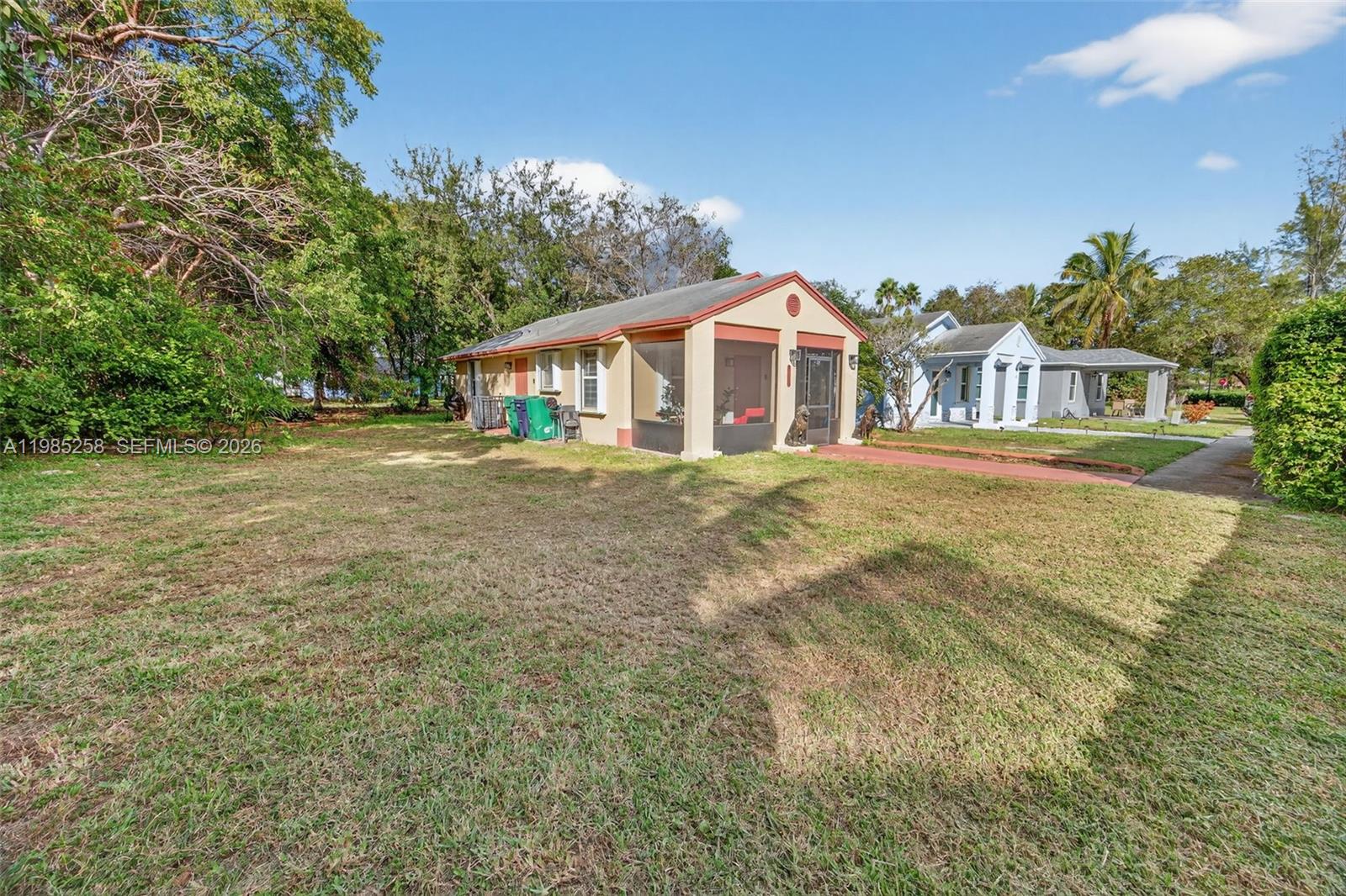 HABITAT VILLAS - Residential