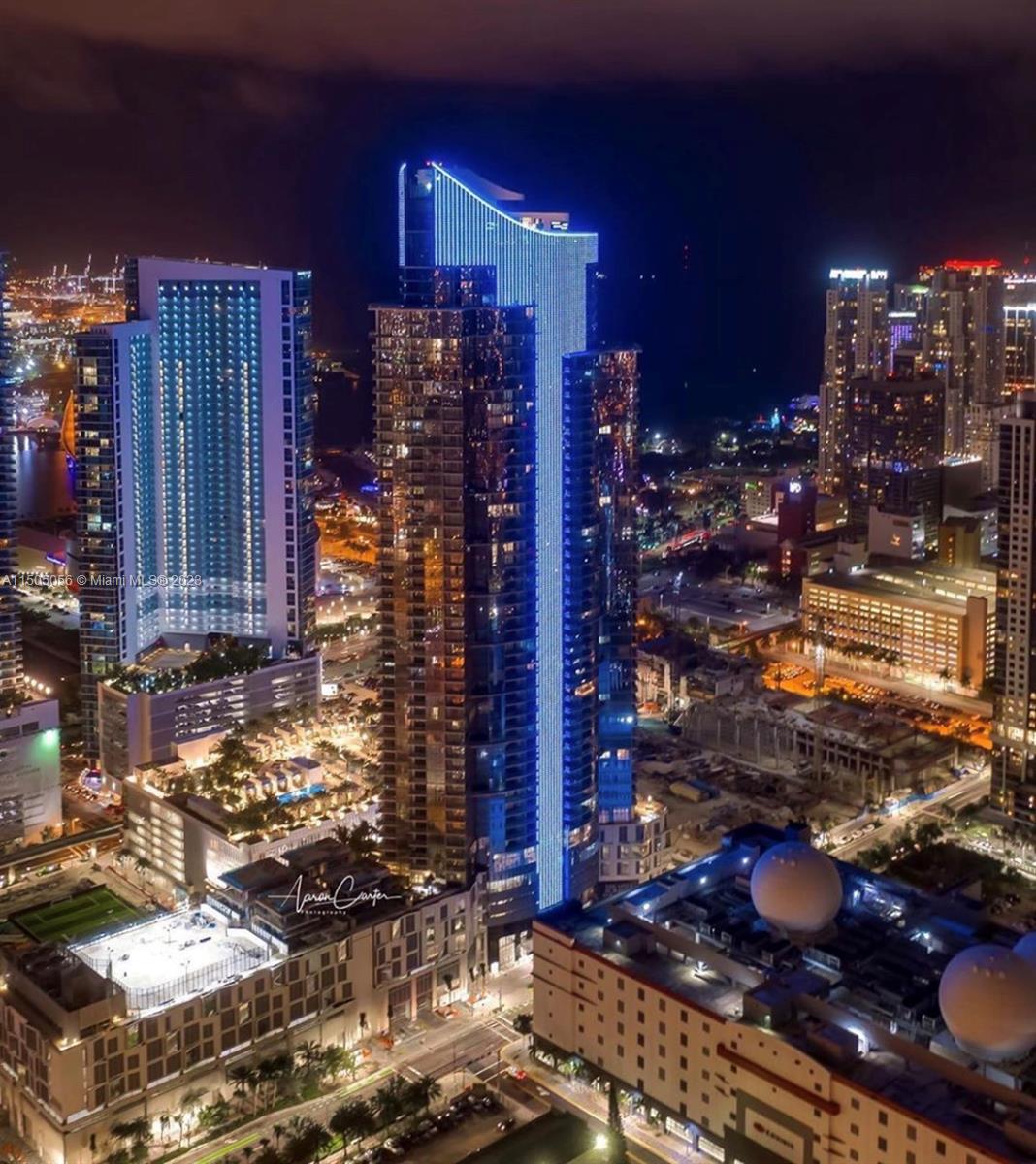 PARAMOUNT MIAMI WORLDCENT - Residential Lease