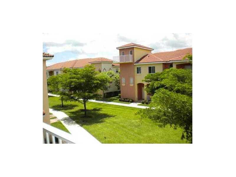 BEAUTIFUL CORNER 3 BEDROOM/2.5 BATH TOWNHOME WITH ONE CAR GARAGE. VIEW OF PARK, GRANITE KITCHEN COUNTER. CABLE, AND HOME MONITORING. GATED COMMUNITY POOL, CLUB HOUSE, CHILD'S PLAY AREA.