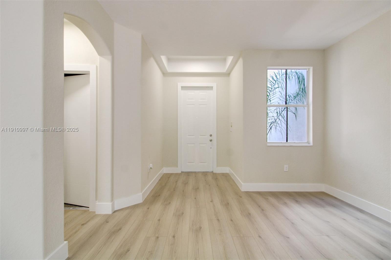 ISLANDS AT DORAL 1ST ADDN - Residential