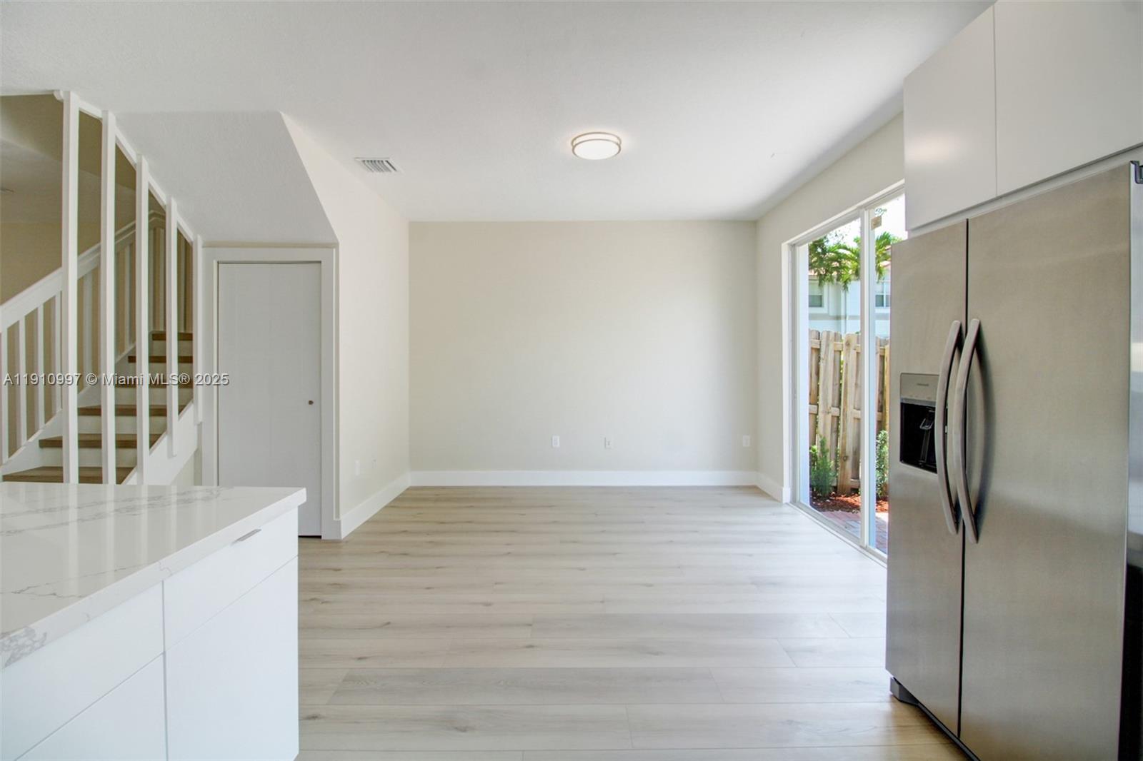 ISLANDS AT DORAL 1ST ADDN - Residential