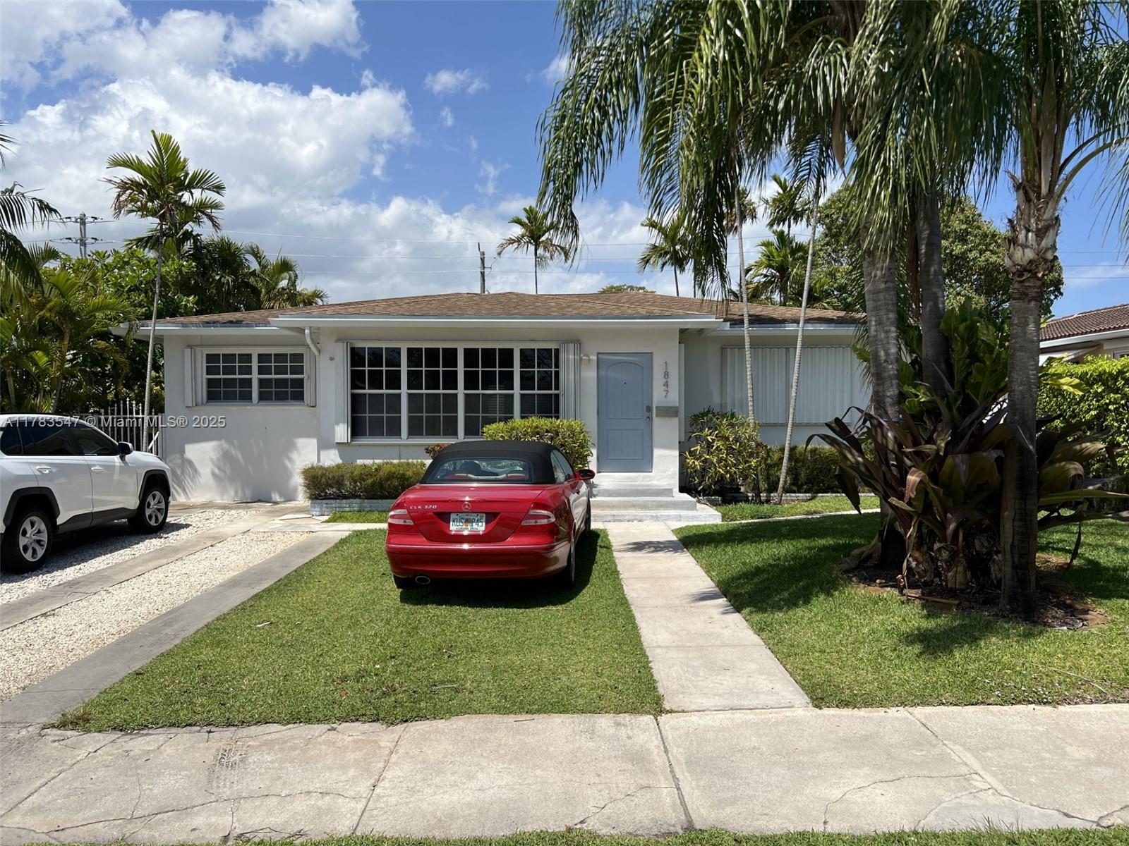 Rental Property at 1847 Wiley St B, Hollywood, Broward County, Florida - Bedrooms: 4 
Bathrooms: 4  - $5,450 MO.