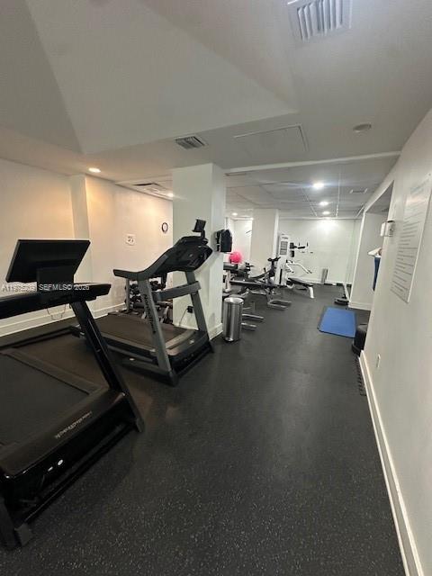 6450 Collins Ave 405