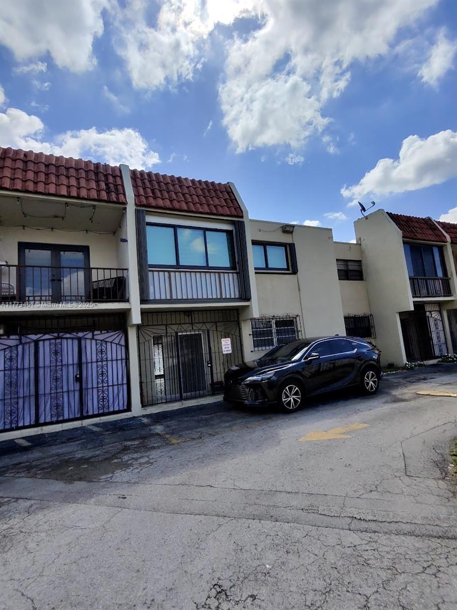 PALM AVE GARDENS CONDO - Residential