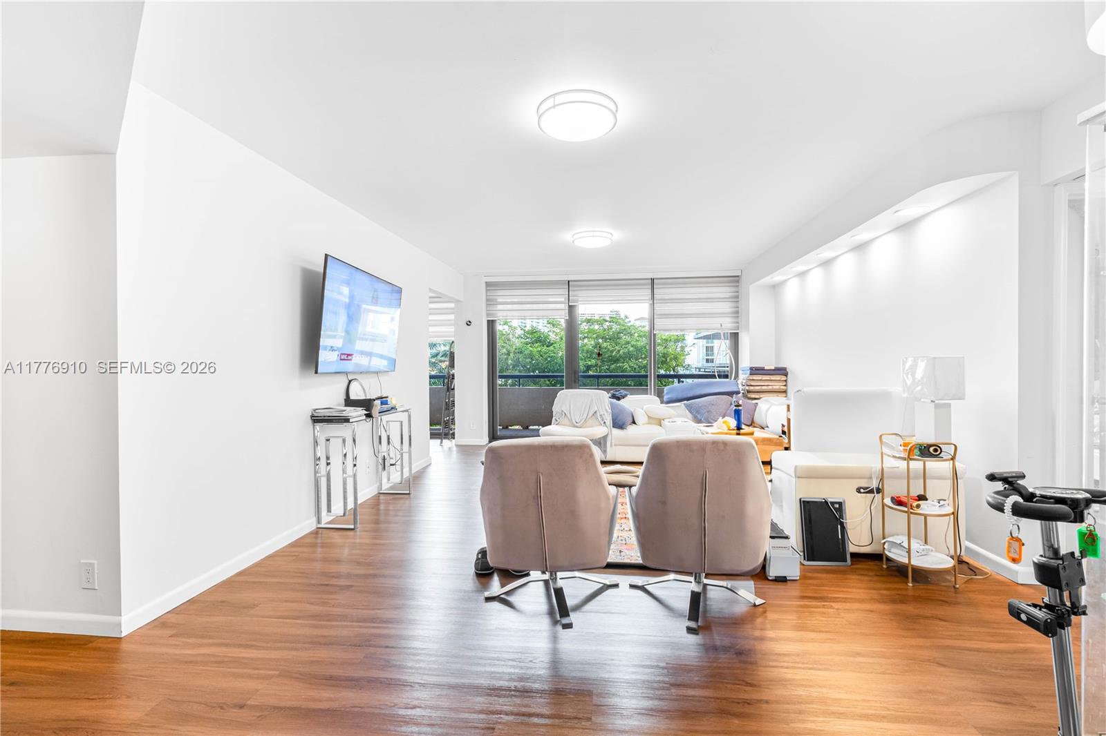 TURNBERRY ISLE SOUTH COND - Residential