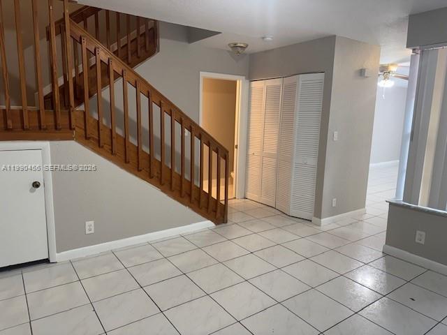 EMBASSY LAKES - Residential