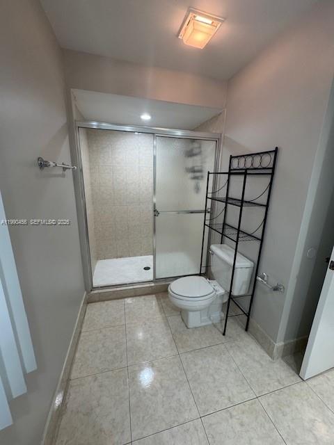 EMBASSY LAKES - Residential