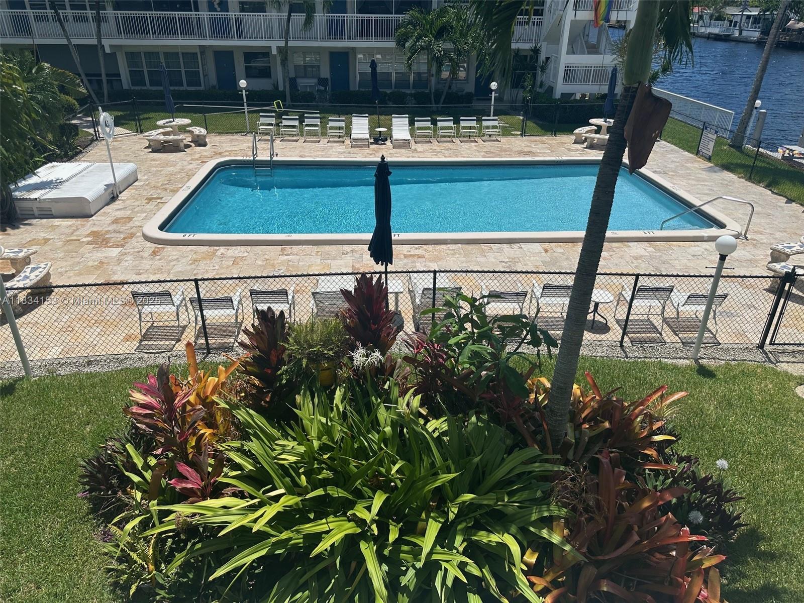 1152 NW 30th Ct 210