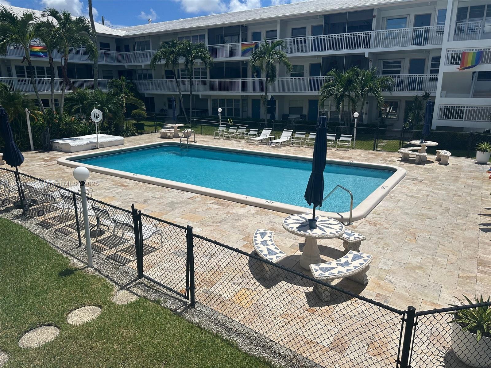1152 NW 30th Ct 210