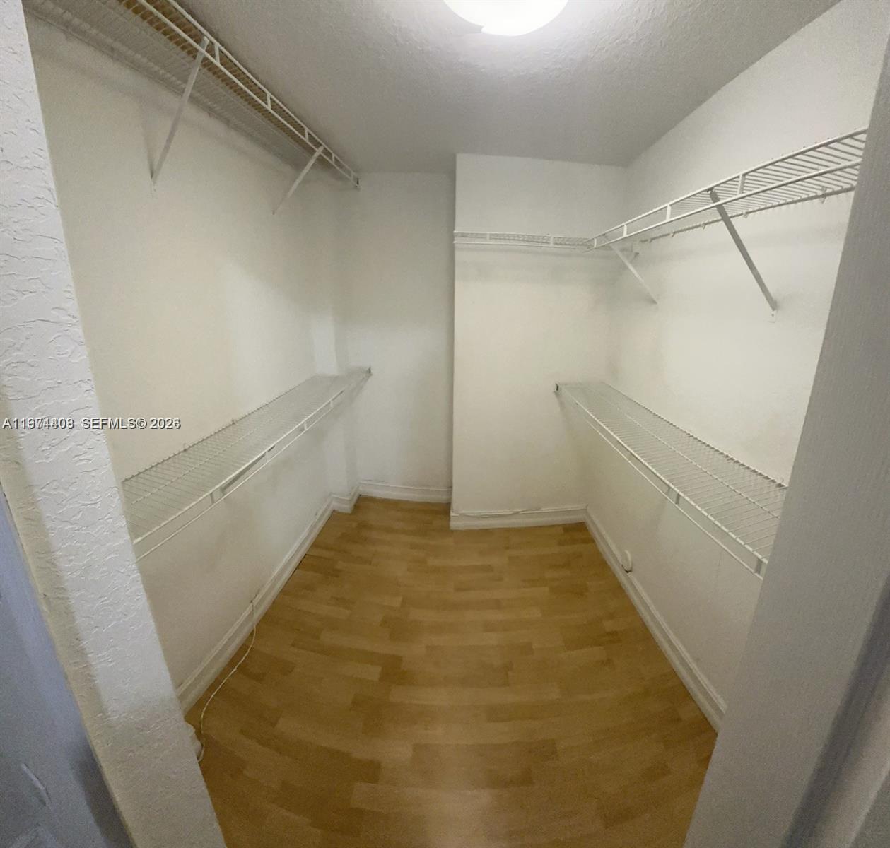 WEST LAKES GARDENS - Residential Lease