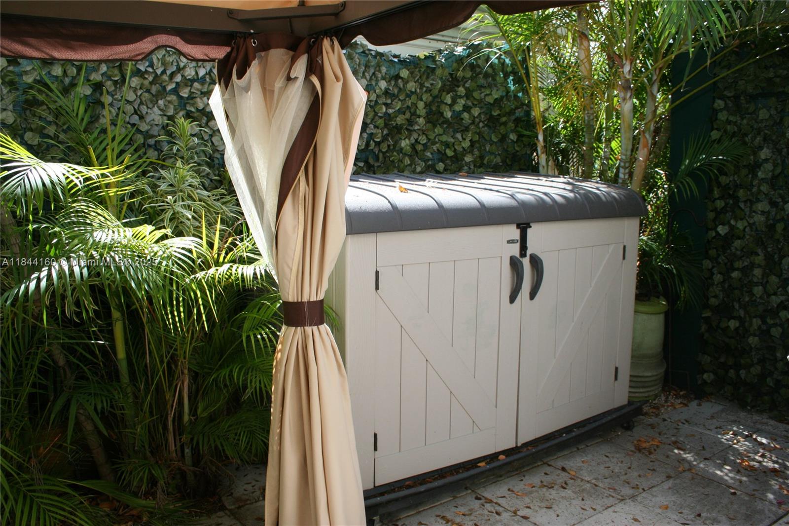 Key Largo Kampground - Residential